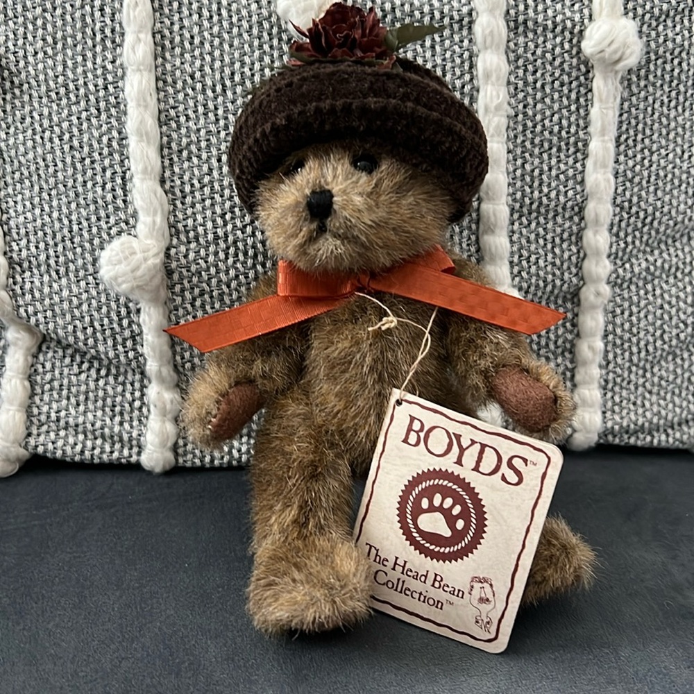 Boyd’s bear collection